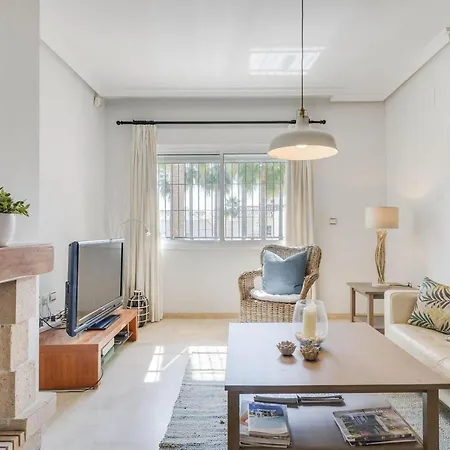 Tatil Evi Beautiful Townhouse Beachfront Marbella