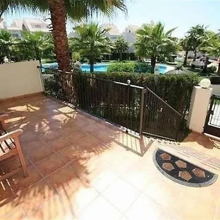 Beautiful Townhouse Beachfront *