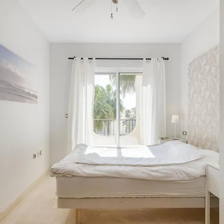 Beautiful Townhouse Beachfront Semesterbostad *