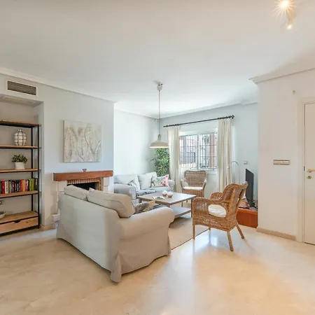Casa vacanze Beautiful Townhouse Beachfront Marbella