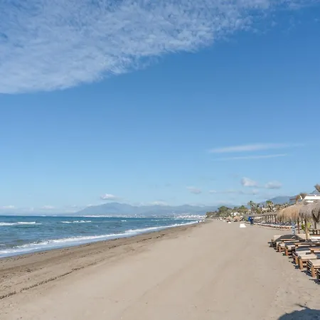 Beautiful Townhouse Beachfront Casa de Férias Marbella