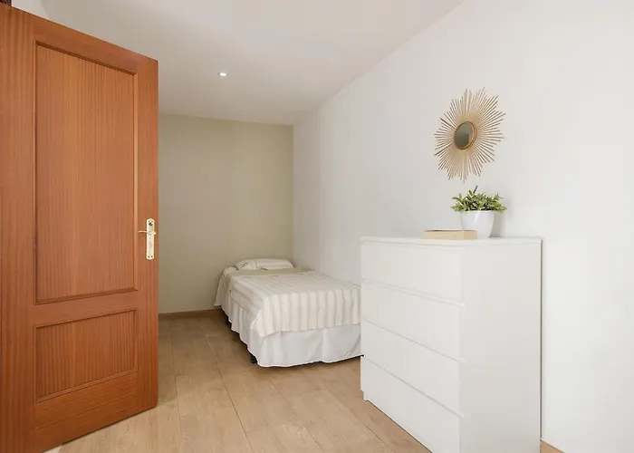 Beautiful Townhouse Beachfront * מארבלה